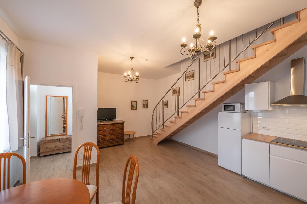 Villa Musik - Historical Apartments In Баден Екстериор снимка
