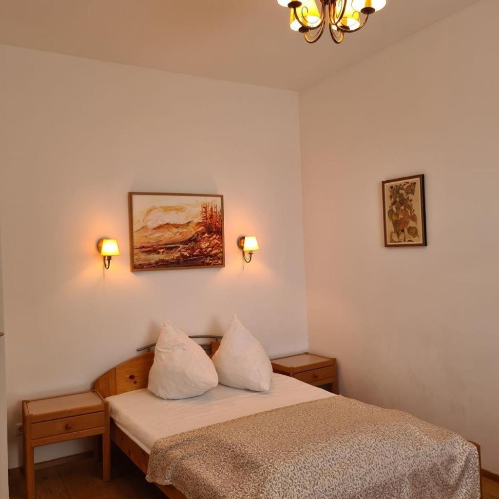 Villa Musik - Historical Apartments In Баден Екстериор снимка